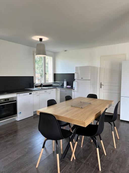 Villa Constance 3 Antibes - Spacieux Logement En Dernier Etage Экстерьер фото
