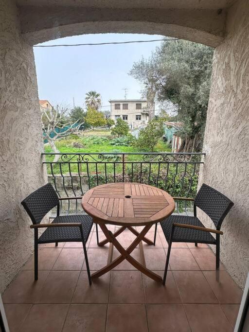 Villa Constance 3 Antibes - Spacieux Logement En Dernier Etage Экстерьер фото